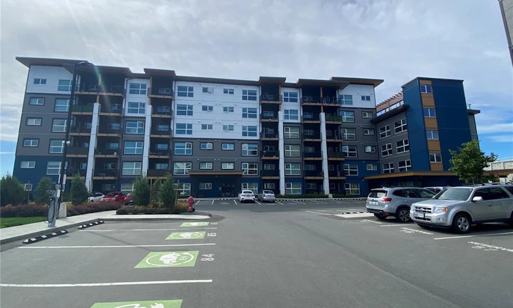 404-2469 Gateway Road