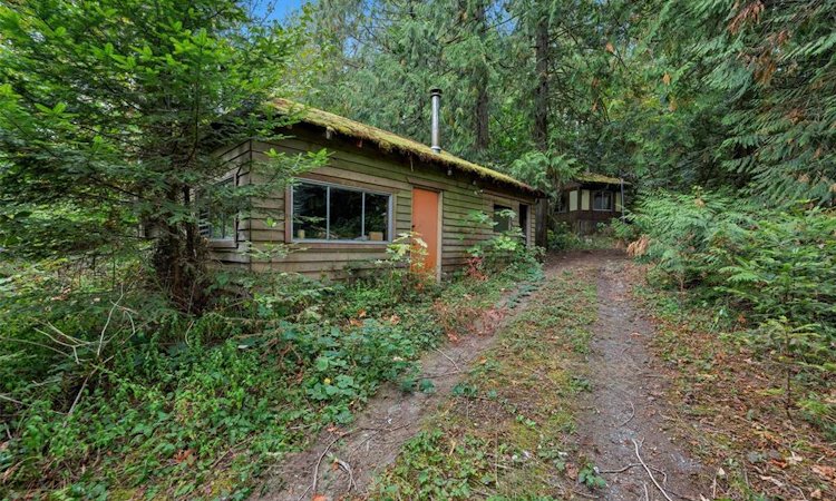 1003 Cedarwood Place