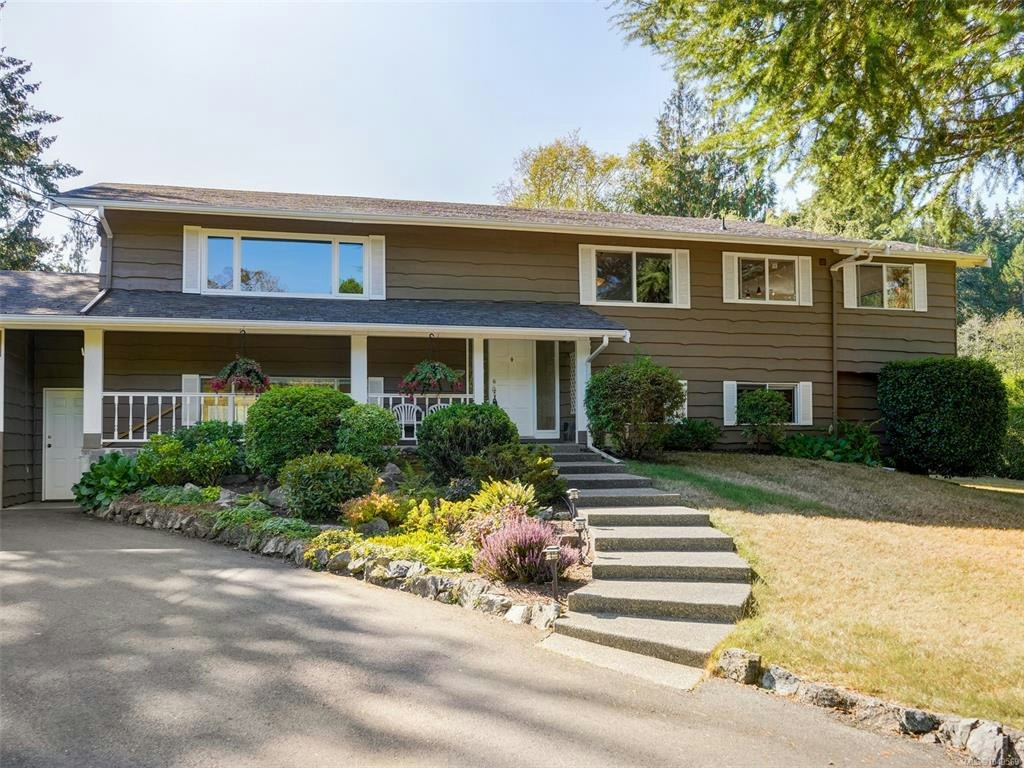 9743 Ardmore Drive, North Saanich, BC, V8L 5H5