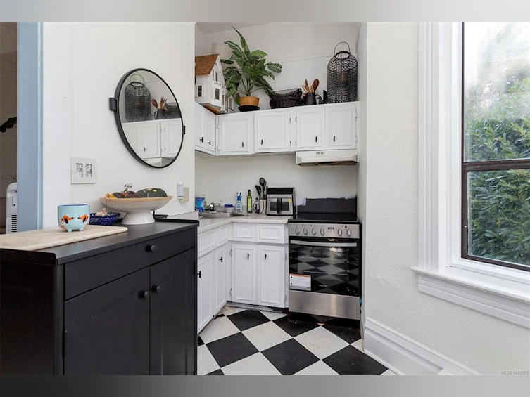 117 Medana Street, Victoria, BC, V8V 2H6 - 21