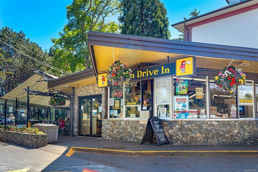 117 Medana Street, Victoria, BC, V8V 2H6 - 56