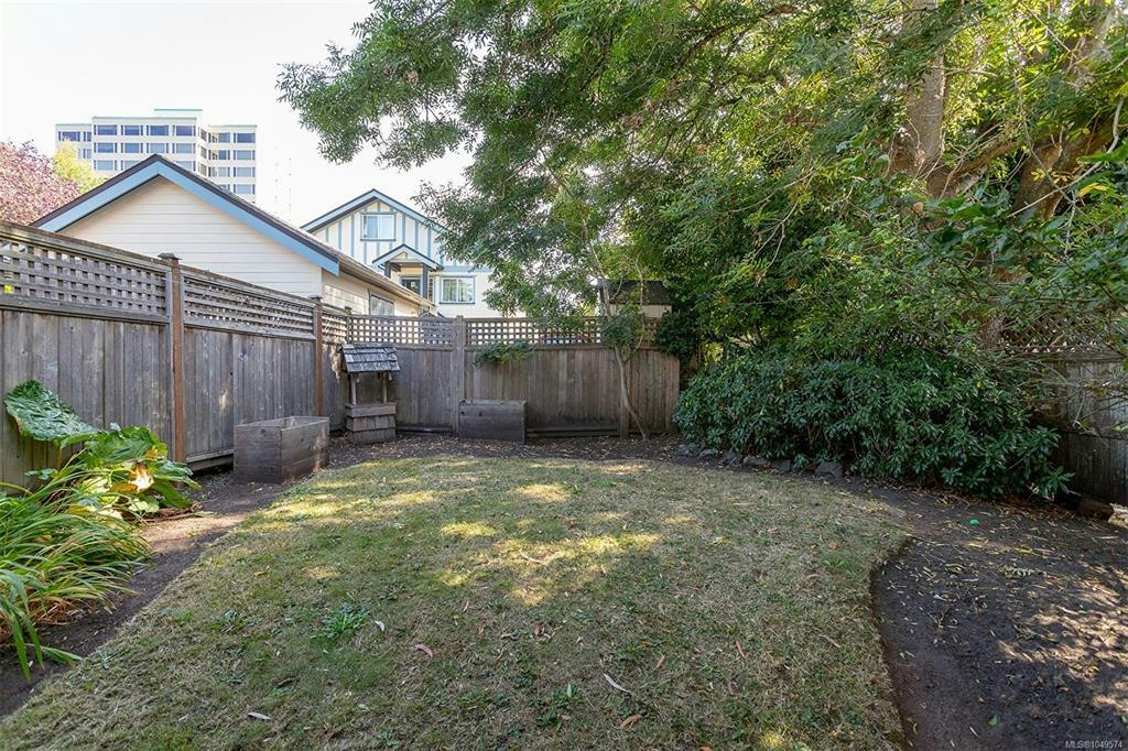 117 Medana Street, Victoria, BC, V8V 2H6 - 46