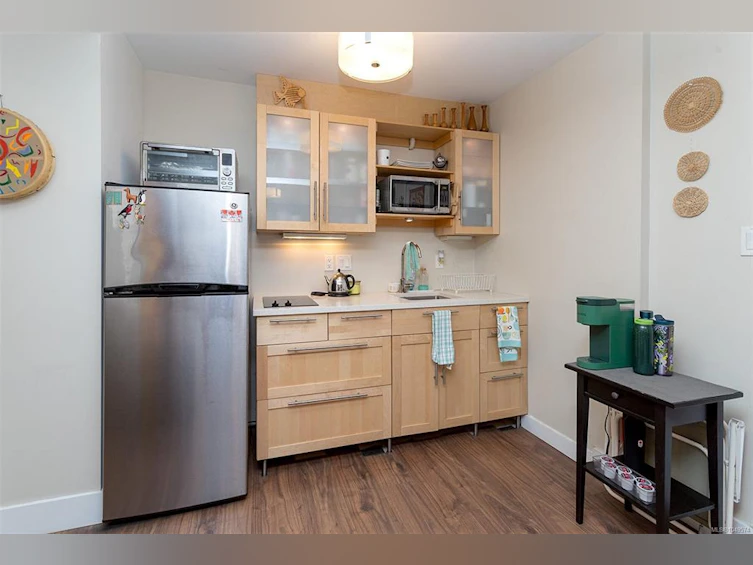 117 Medana Street, Victoria, BC, V8V 2H6 - 35