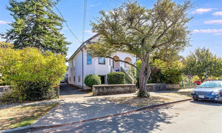 117 Medana Street