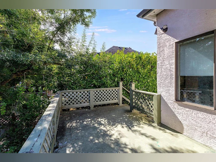 117 Medana Street, Victoria, BC, V8V 2H6 - 43