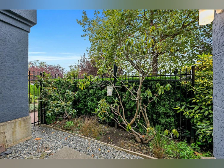 106-520 Dunedin Street, Victoria, BC, V8T 2L6 - 31