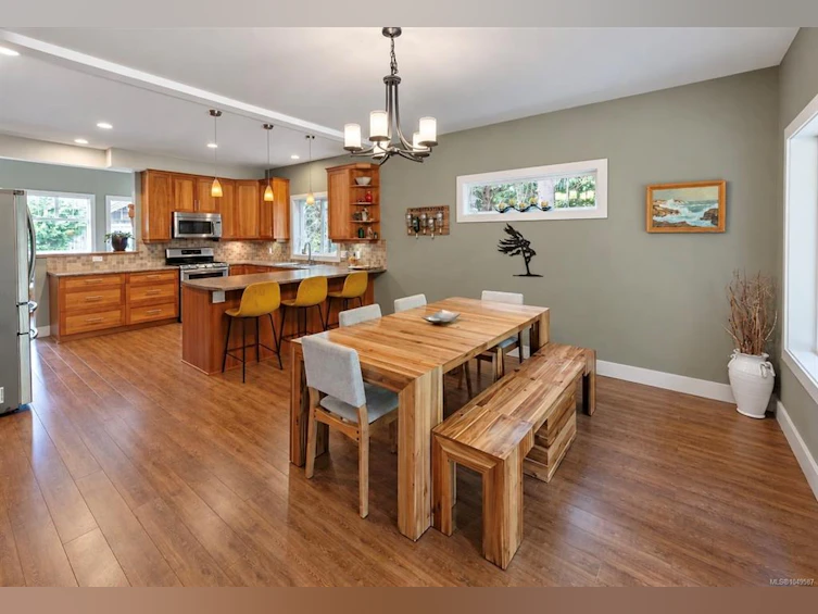 700 Ocean Park Drive, Tofino, BC, V0R 2Z0 - 8