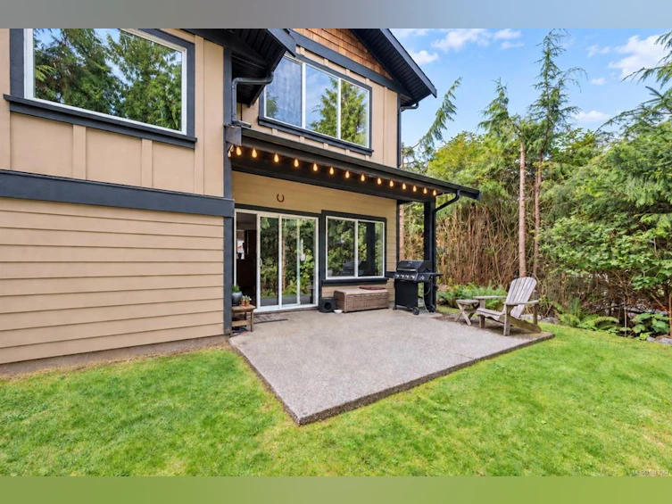 700 Ocean Park Drive, Tofino, BC, V0R 2Z0 - 25