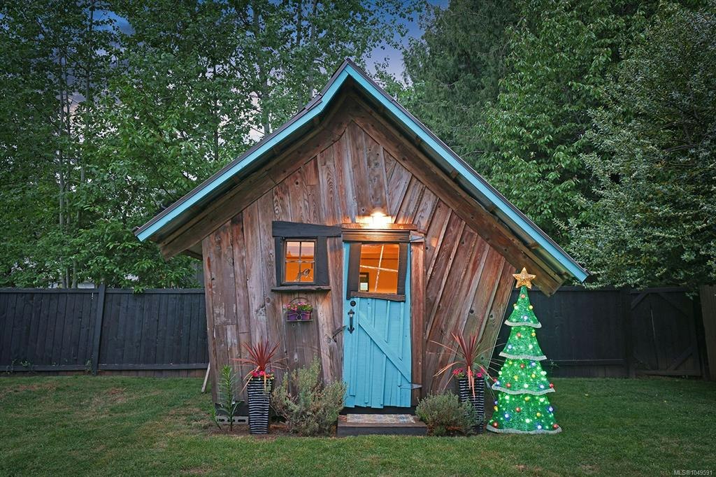 4680 Cumberland Road, Cumberland, BC, V0R 1S0 - 32