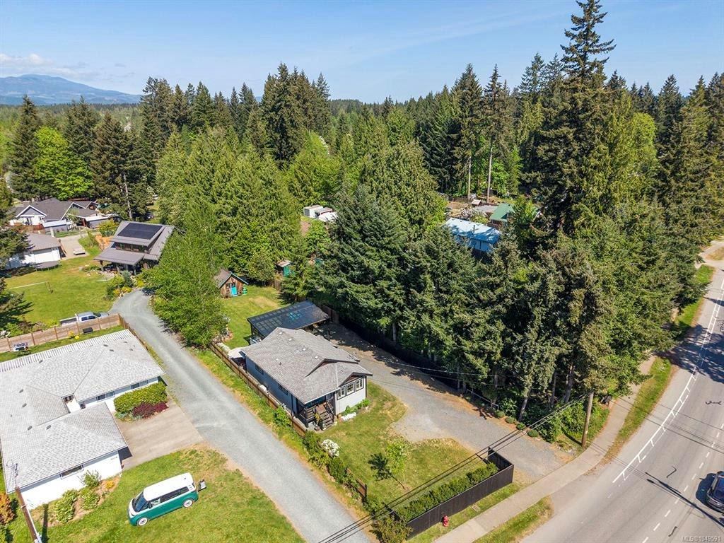 4680 Cumberland Road, Cumberland, BC, V0R 1S0 - 38