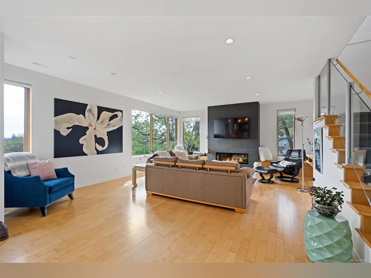 810 Rainbow Ridge Lane, Saanich, BC, V8X 0A6 - 8