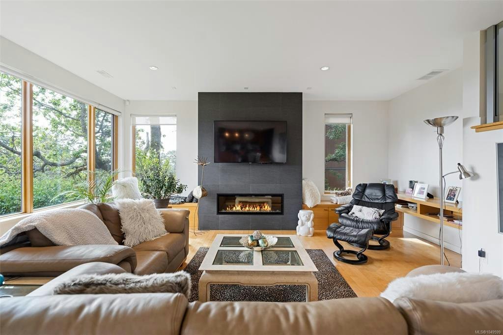 810 Rainbow Ridge Lane, Saanich, BC, V8X 0A6 - 9