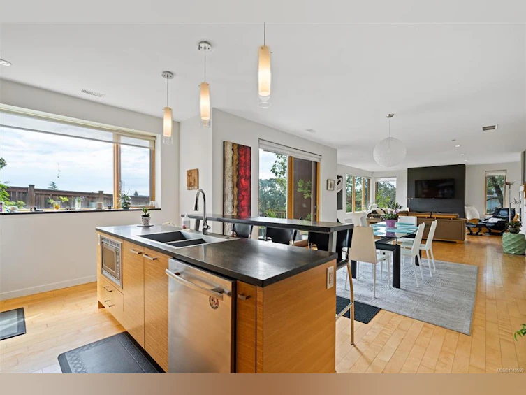810 Rainbow Ridge Lane, Saanich, BC, V8X 0A6 - 18