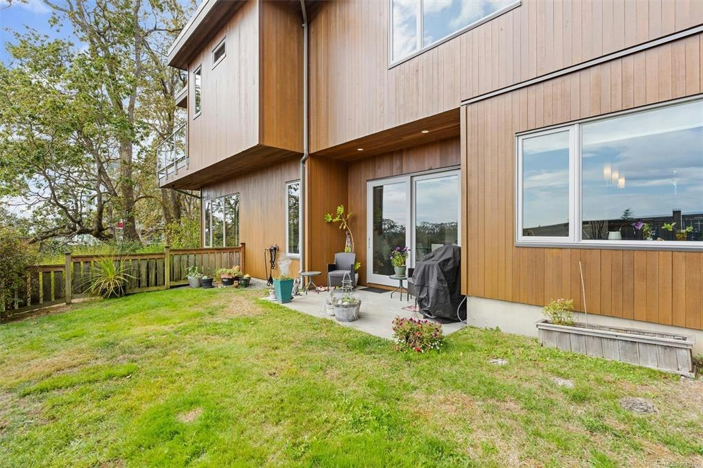 810 Rainbow Ridge Lane, Saanich, BC, V8X 0A6 - 43