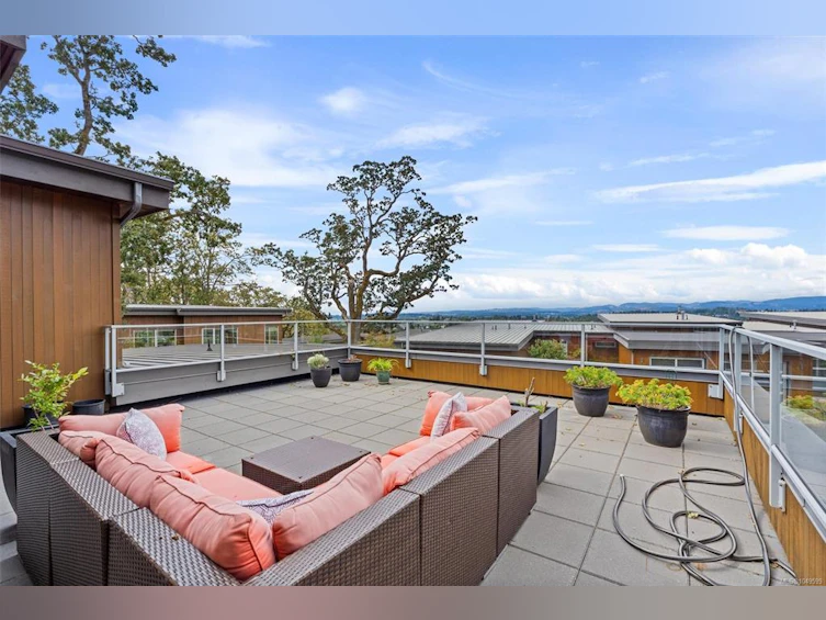 810 Rainbow Ridge Lane, Saanich, BC, V8X 0A6 - 39