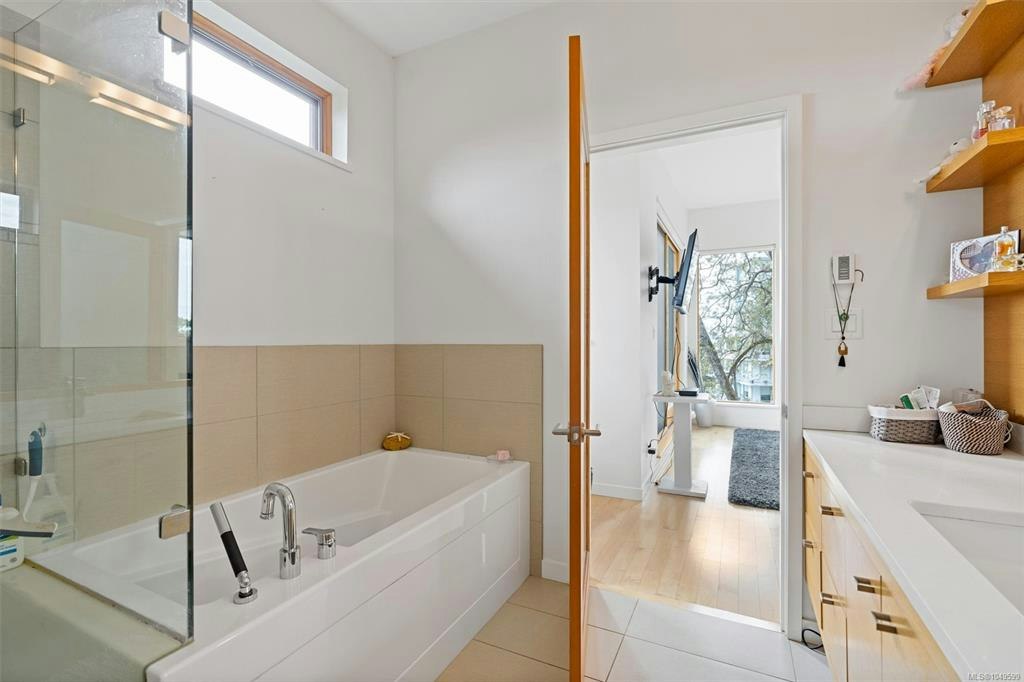 810 Rainbow Ridge Lane, Saanich, BC, V8X 0A6 - 30