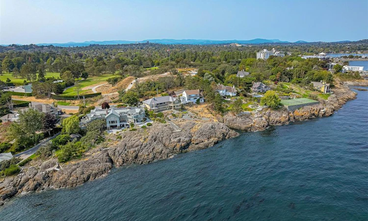 987 Beach Drive