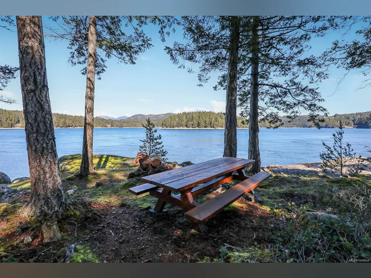 651 Gorge Harbour, Cortes Island, BC, V0P 1Z0 - 30