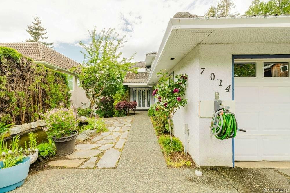7014 Brentwood Drive, Central Saanich, BC, V8M 1B4 - 8