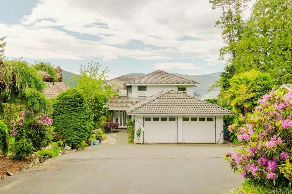 7014 Brentwood Drive, Central Saanich, BC, V8M 1B4 - 7