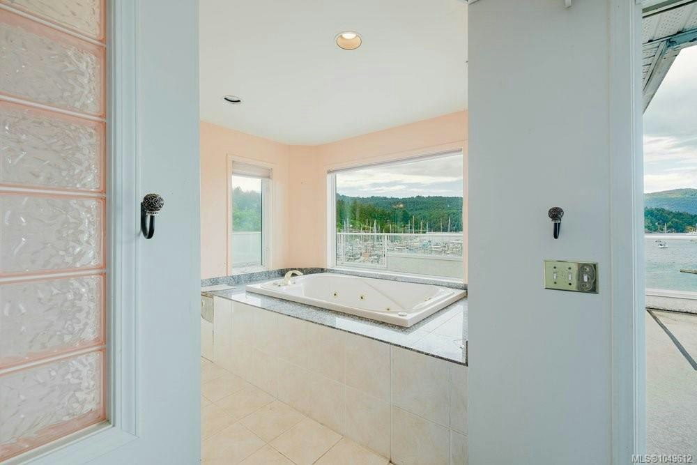7014 Brentwood Drive, Central Saanich, BC, V8M 1B4 - 41