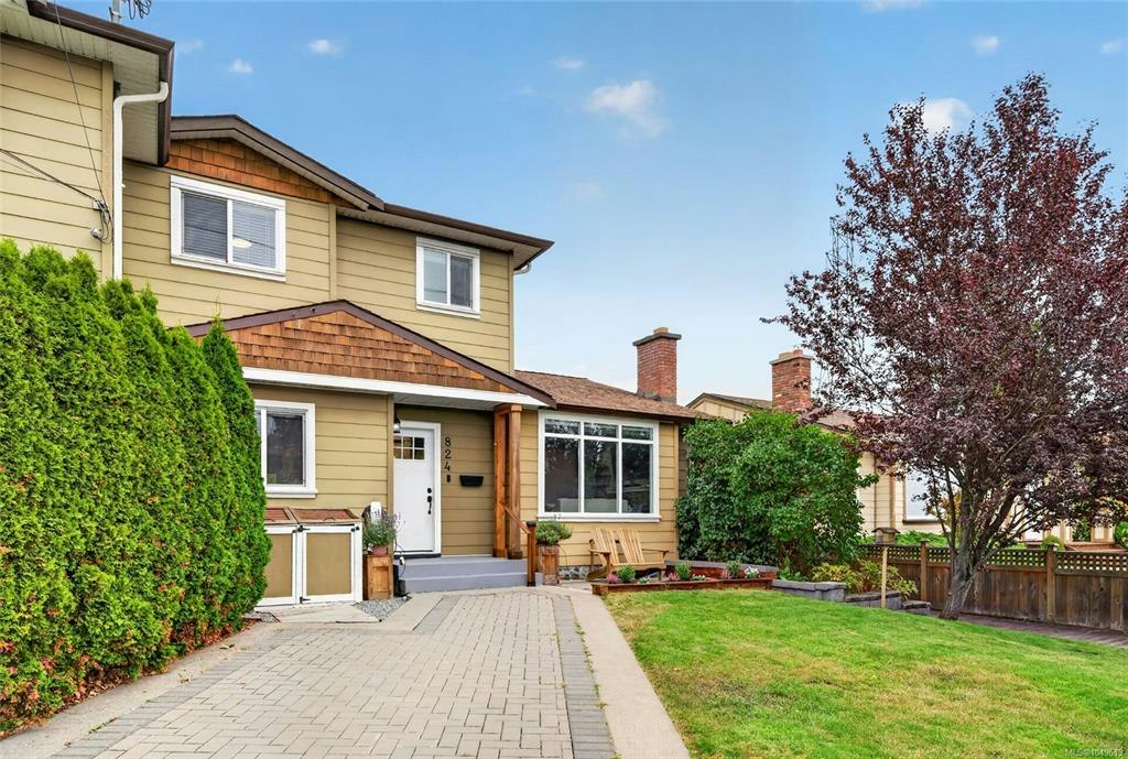 824 Beckwith Avenue, Saanich, BC, V8X 3S1