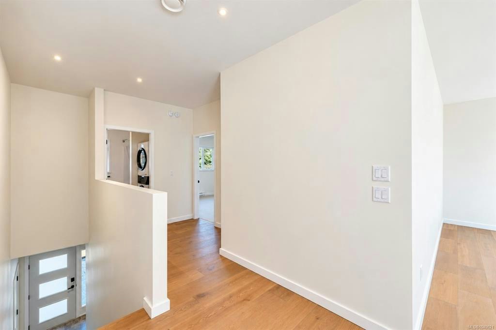 535 Gibson Street, Tofino, BC, V0R 2Z0 - 17