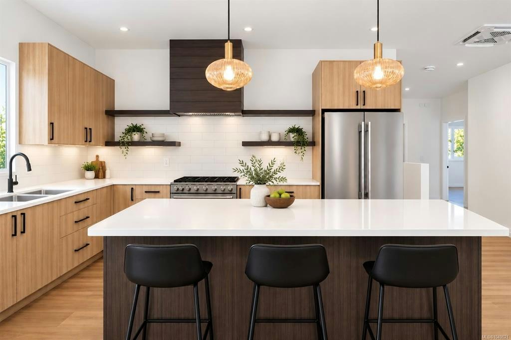 535 Gibson Street - 4