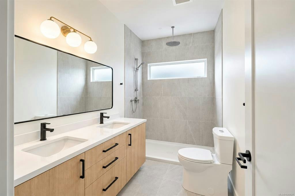535 Gibson Street, Tofino, BC, V0R 2Z0 - 16