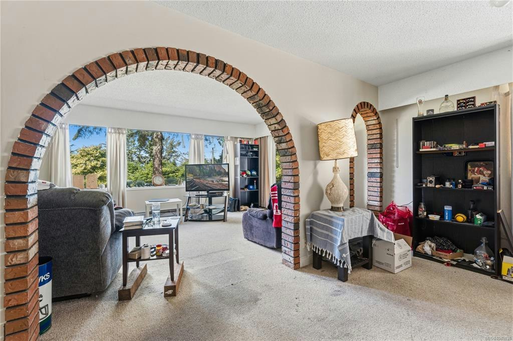 5395 Lost Lake Road, Nanaimo, BC, V9T 5E7 - 19