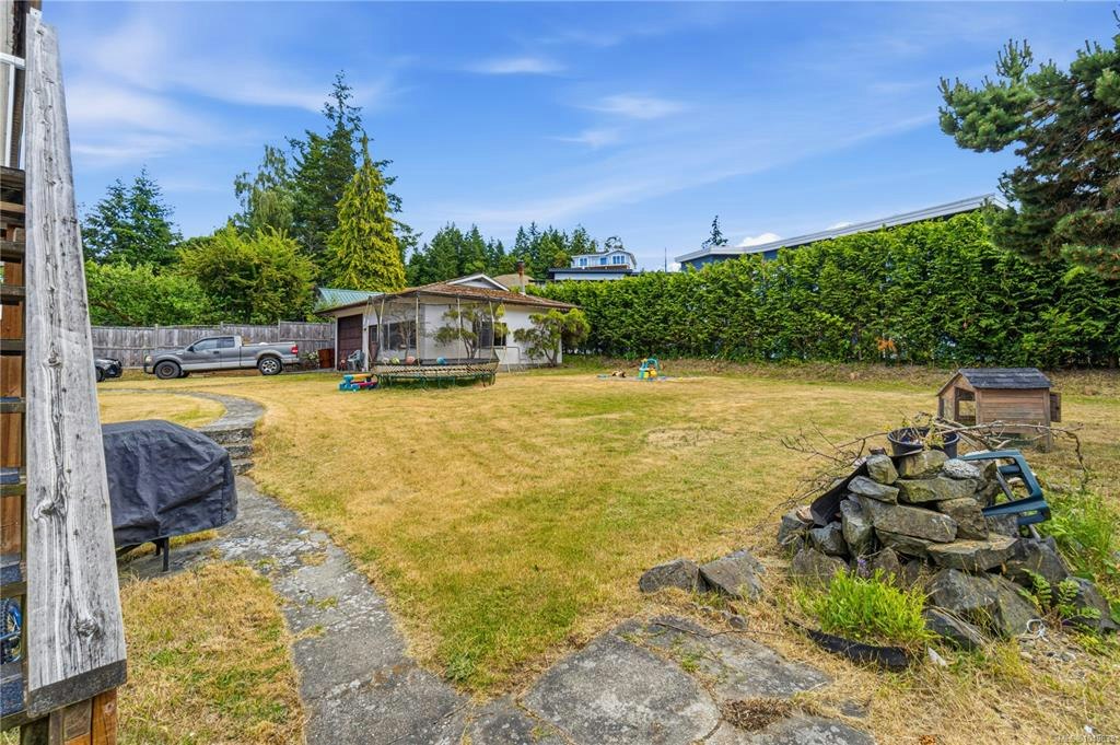 5395 Lost Lake Road, Nanaimo, BC, V9T 5E7 - 46