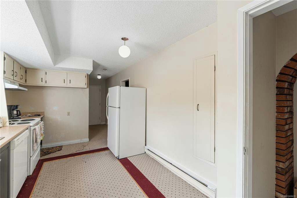 5395 Lost Lake Road, Nanaimo, BC, V9T 5E7 - 17