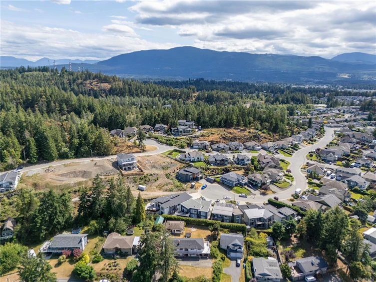 5395 Lost Lake Road, Nanaimo, BC, V9T 5E7 - 57
