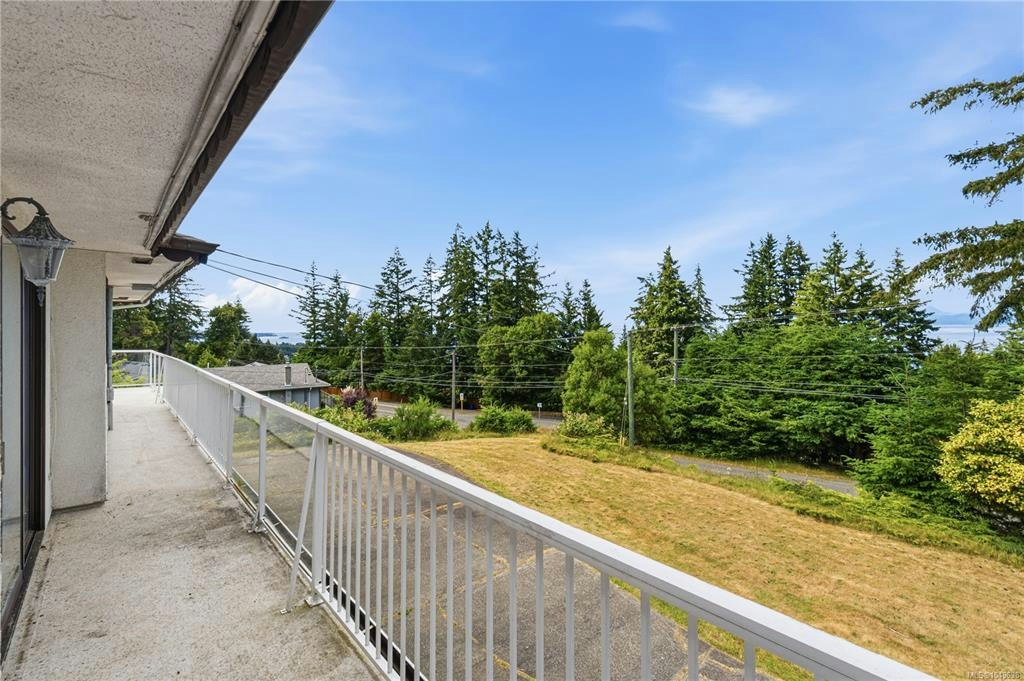 5395 Lost Lake Road, Nanaimo, BC, V9T 5E7 - 38