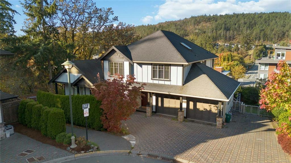 424 Nursery Hill Drive, View Royal, BC, V9B 0E2