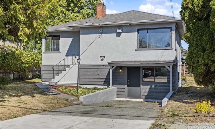 244 Regina Avenue