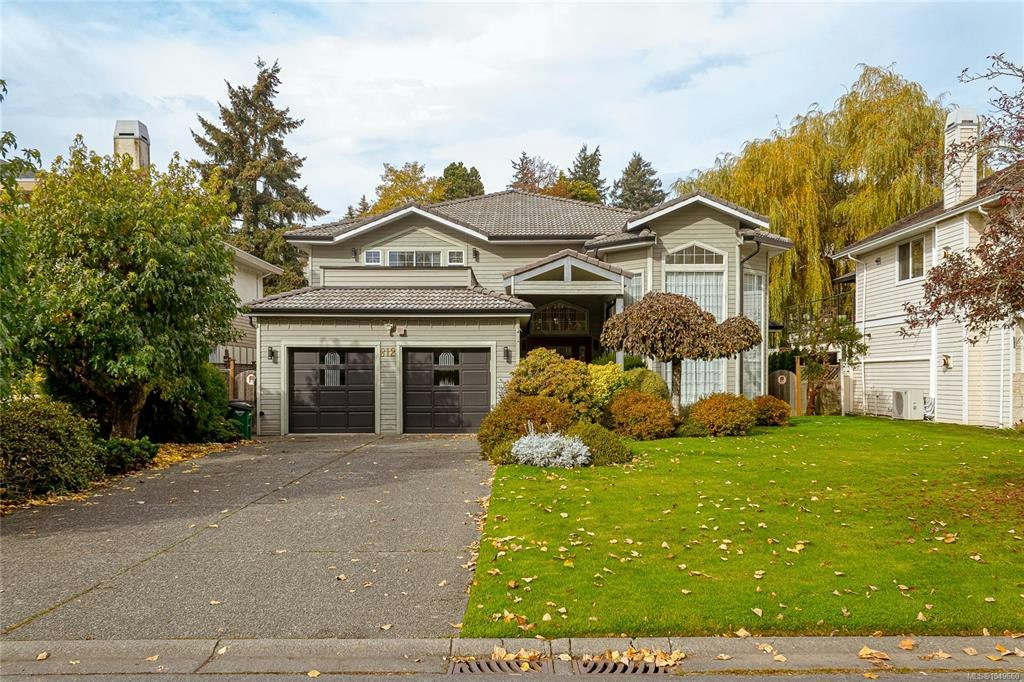 812 Dalewood Lane, Saanich, BC, V8X 5G6