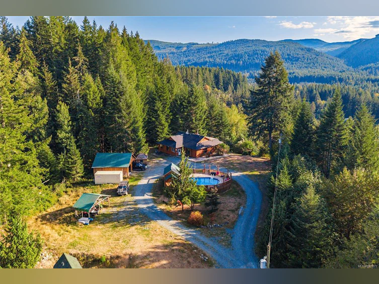 5982 Mayo Road, Lake Cowichan, BC, V0R 2G0