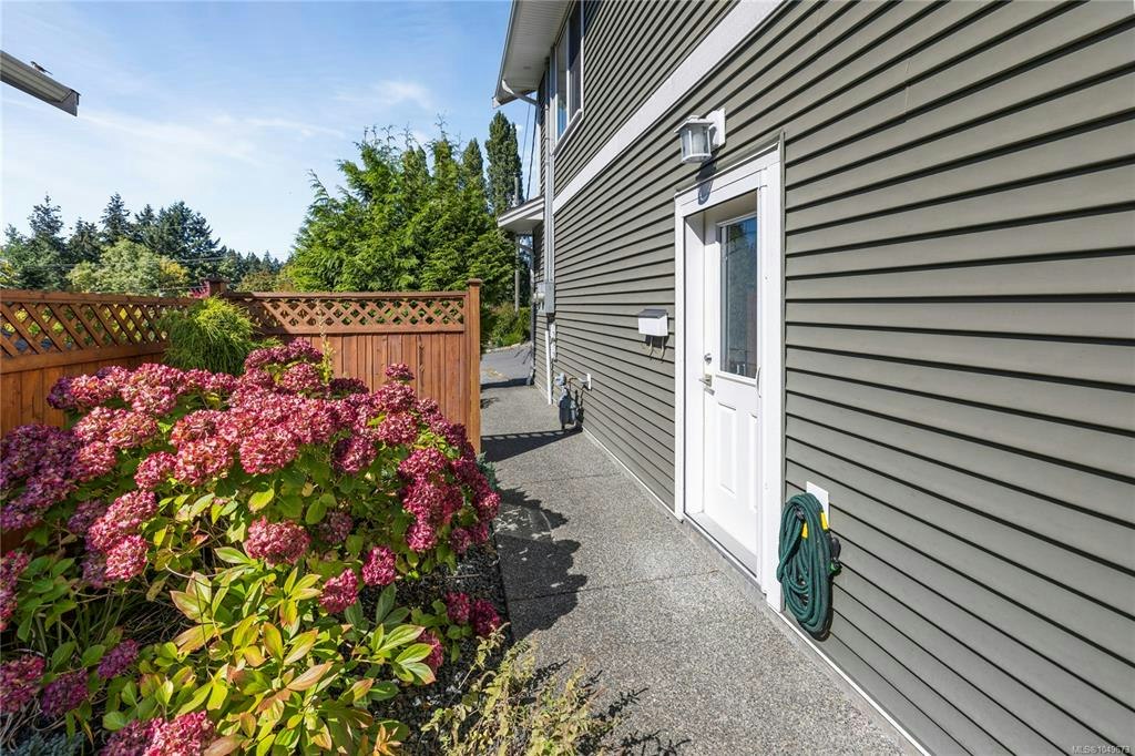 5702 Amsterdam Crescent, Nanaimo, BC, V9T 5J4 - 41