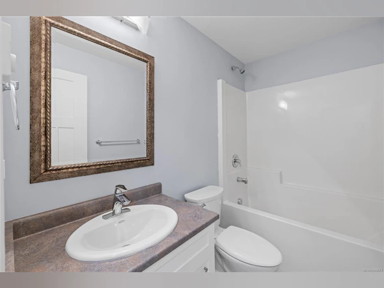 5702 Amsterdam Crescent, Nanaimo, BC, V9T 5J4 - 53