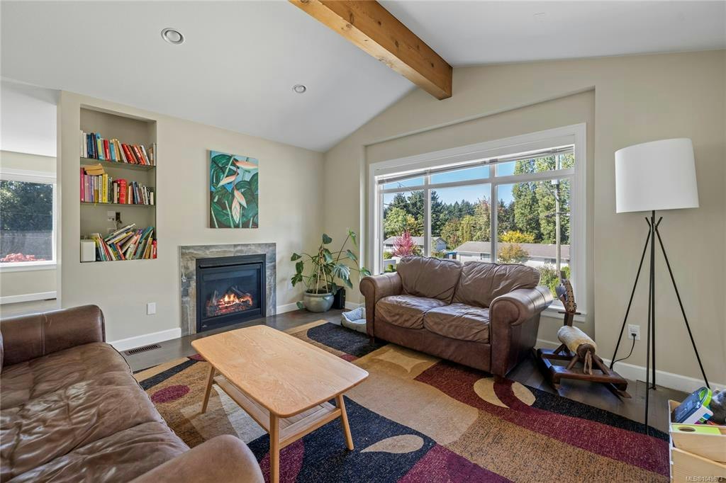 5702 Amsterdam Crescent - 2