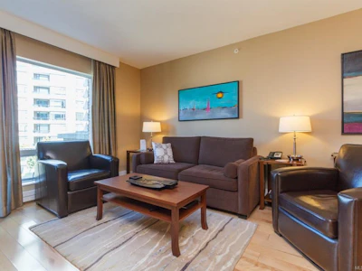 A203 (AUG)-810 Humboldt Street - 5