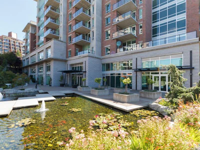 A203 (AUG)-810 Humboldt Street - 3