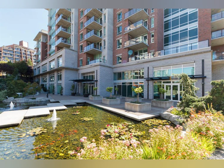 A203 (AUG)-810 Humboldt Street, Victoria, BC, V8V 5B1 - 3