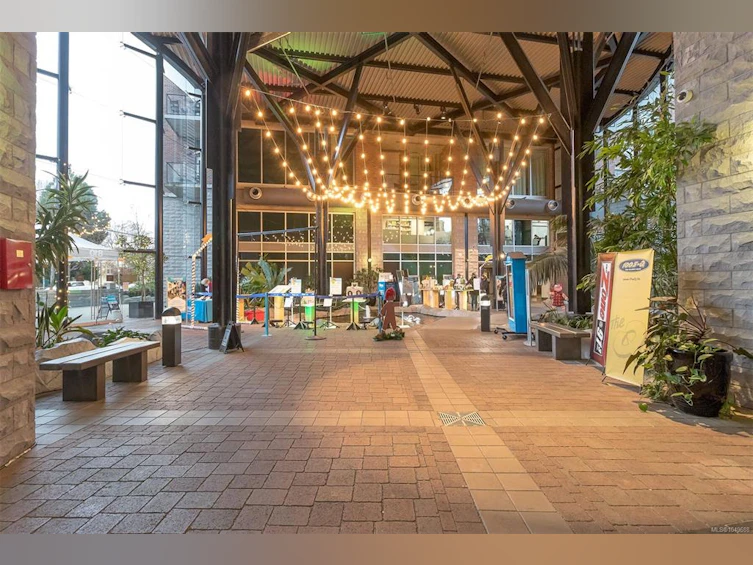 A203 (AUG)-810 Humboldt Street, Victoria, BC, V8V 5B1 - 22