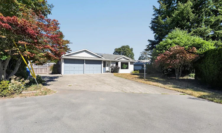 3560 Falcon Drive