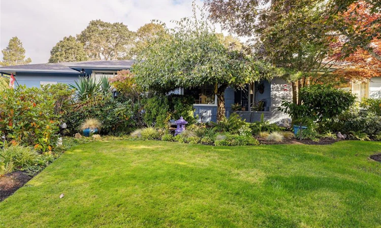 2064 Lansdowne Road