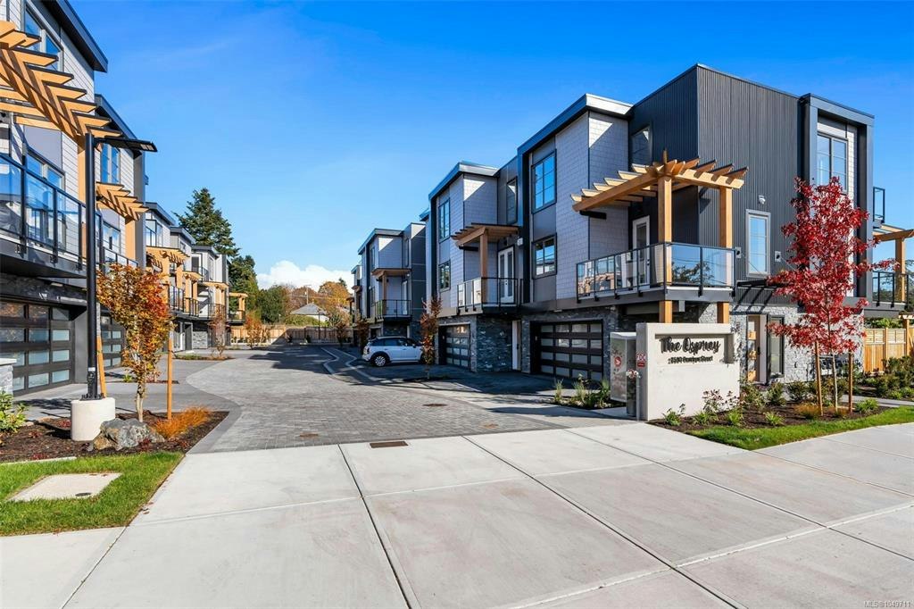 5-2590 Penrhyn Street, Saanich, BC, V8N 1G3