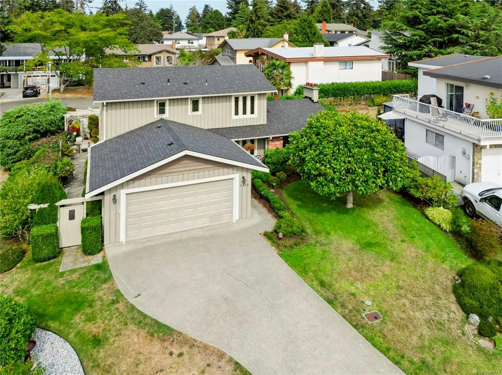 1658 Brousson Drive, Saanich, BC, V8N 5S2
