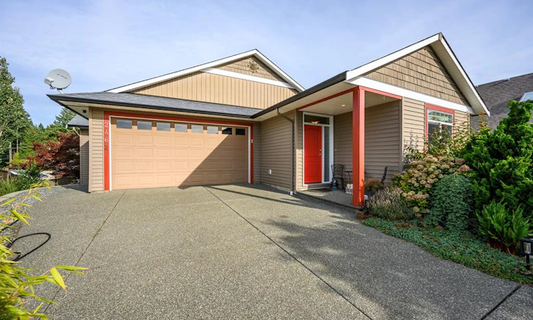 2462 Canuck Place